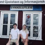 Natanael og Marie har nok å gjøre